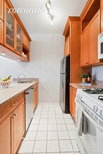 350 Albany St-Unit -: 2K in New York, NY - Building Photo - Building Photo