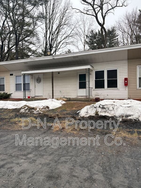property at 114 Cabanna Ln