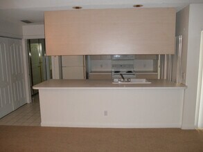 9124 Sun Terrace Cir in Palm Beach Gardens, FL - Building Photo - Building Photo
