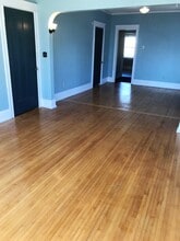 1927 E 5th St, Unit 2 in Duluth, MN - Building Photo - Building Photo