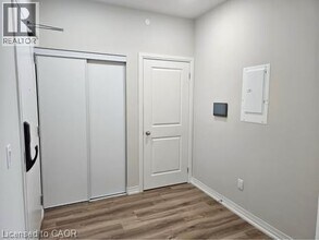 50 Herrick Ave in Niagara Falls, ON - Building Photo - Building Photo