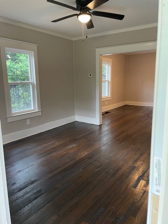 6028 Jackson Ave in Kansas City, MO - Building Photo - Building Photo