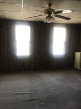 319 W White St in Summit Hill, PA - Building Photo - Building Photo