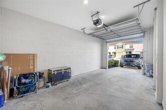11130 Crescent Deer Dr in Land O Lakes, FL - Building Photo - Building Photo