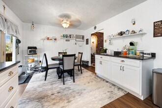 24 Cedar Ave in Waterbury, CT - Building Photo - Building Photo