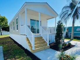 1701 Post Rd in Melbourne, FL - Building Photo