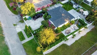 532 NW 100th St in Miami, FL - Building Photo - Building Photo