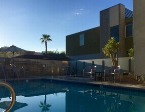 The Towers in Palm Springs, CA - Building Photo - Building Photo