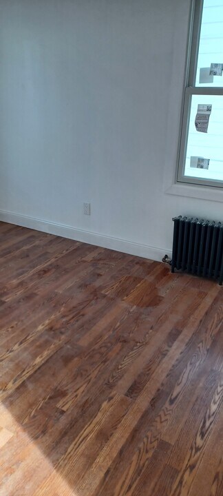 21425 112th Rd in Queens Village, NY - Foto de edificio