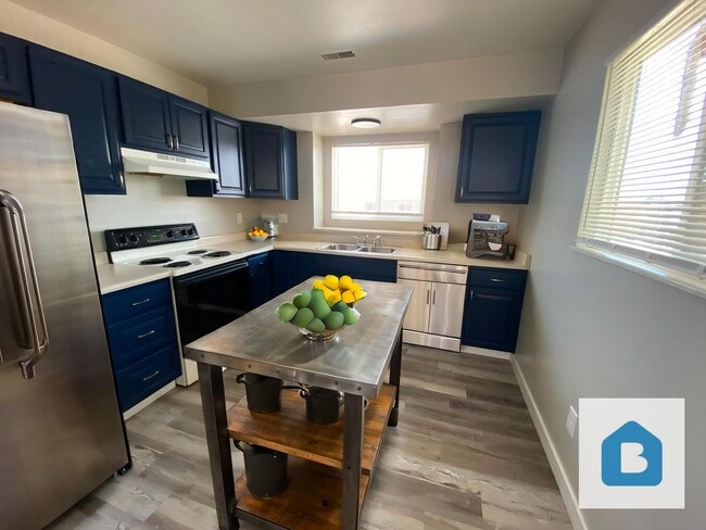 property at 1042 Mazatlan Cir