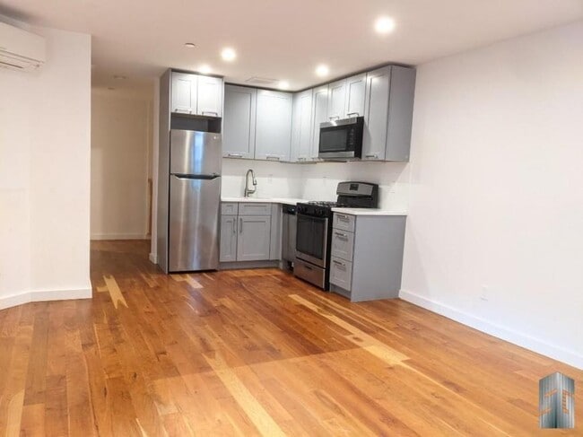 1261 Pacific St in Brooklyn, NY - Building Photo - Building Photo