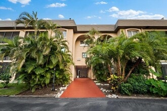 3700 S Osprey Ave in Sarasota, FL - Building Photo - Building Photo