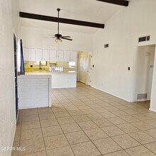 3567 E Glen Dr in El Paso, TX - Foto de edificio - Building Photo