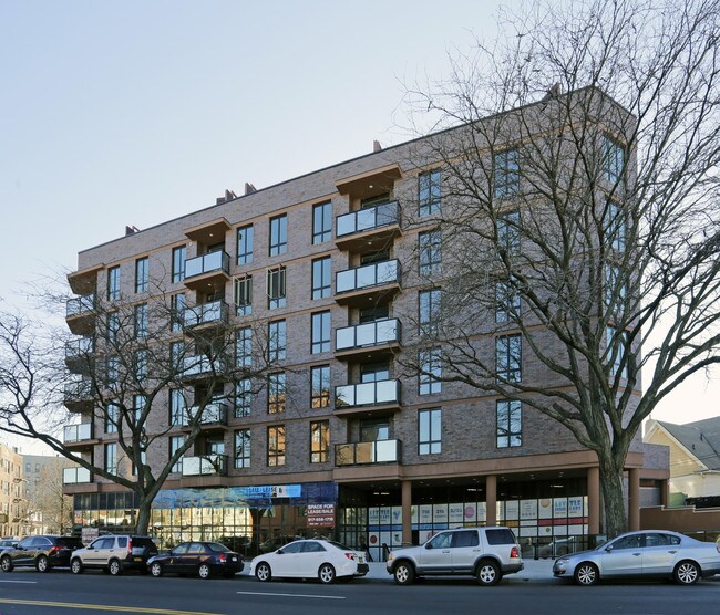 2462 65th St in Brooklyn, NY - Building Photo - Building Photo