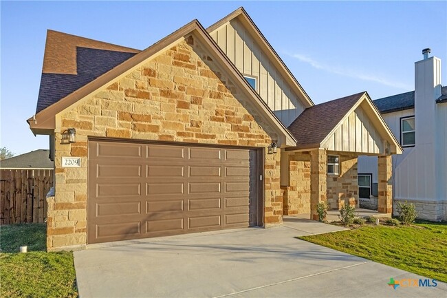 2209 Blackhawk Lp, Unit Marston Villas in Belton, TX - Foto de edificio - Building Photo