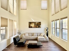 2737 E Hampton Ln in Gilbert, AZ - Building Photo - Building Photo