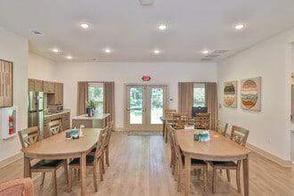 Gateway at the Green in Greenville, SC - Foto de edificio - Interior Photo