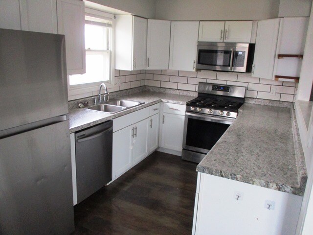 204 W Shelbourne Dr in Normal, IL - Building Photo - Building Photo