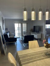 1150 Collins Ave in Miami Beach, FL - Building Photo - Building Photo