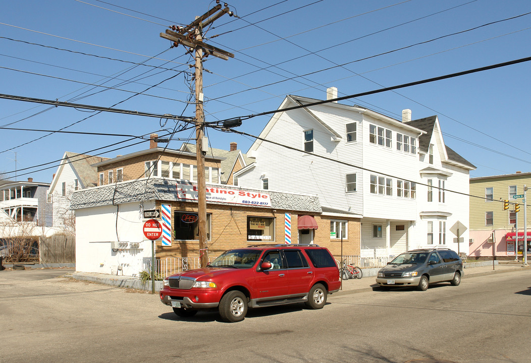 213 Auburn St in Manchester, NH - Building Photo