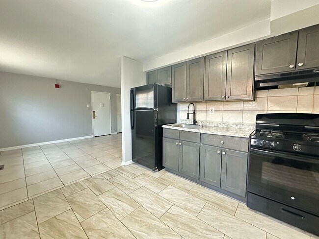 property at 7104 Oxford Ave
