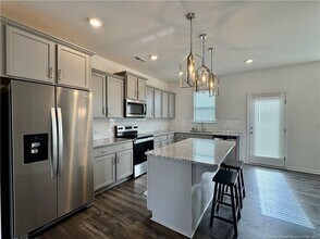 81 Camel Crazies Pl in Lillington, NC - Foto de edificio - Building Photo