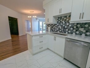 138-118 18 Ave SE in Calgary, AB - Building Photo - Building Photo