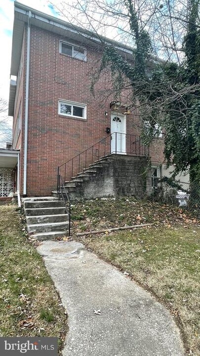 1014 Cedarcroft Rd in Baltimore, MD - Building Photo