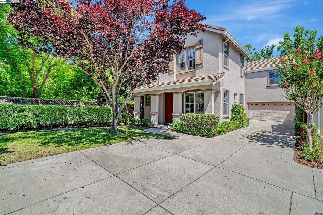 260 Abigail Cir in Danville, CA - Building Photo
