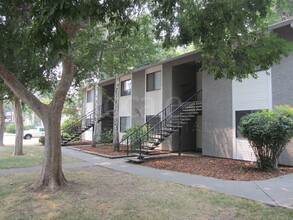 1340 W 4th St in Chico, CA - Building Photo - Building Photo