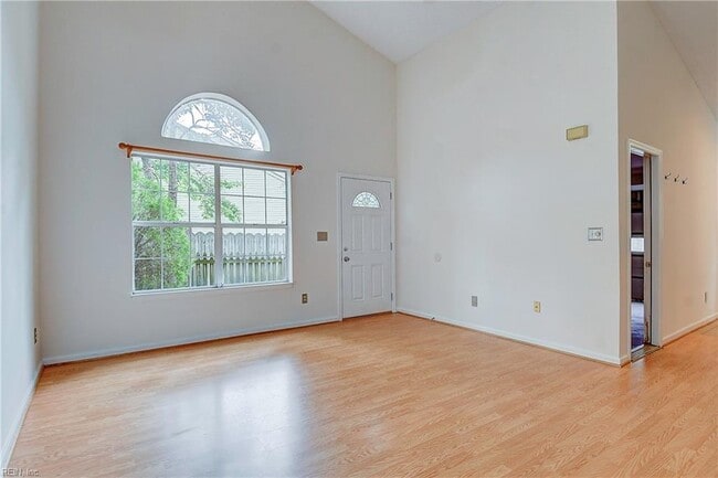 1224 Corkwood Cir in Chesapeake, VA - Building Photo - Building Photo