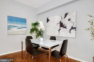 1711 Massachusetts Ave NW in Washington, DC - Building Photo - Building Photo