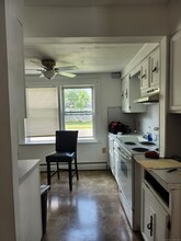 451 Circular Ave in Hamden, CT - Building Photo - Building Photo