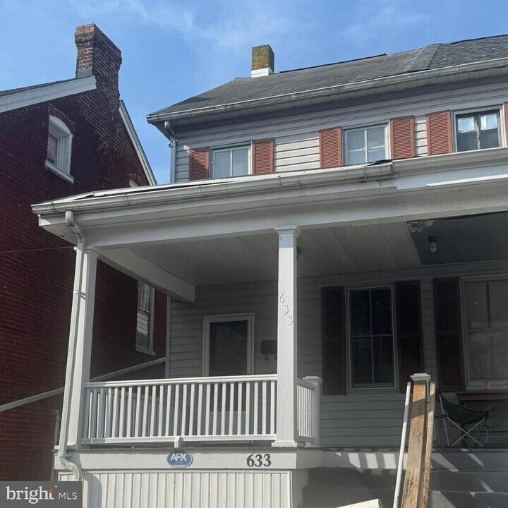633 George St in Hagerstown, MD - Building Photo