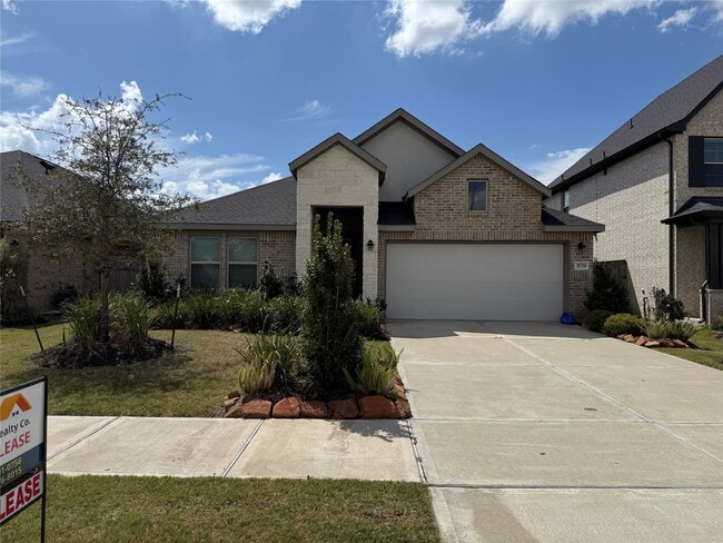 31719 Splitting Willow Ln in Fulshear, TX - Building Photo - Building Photo