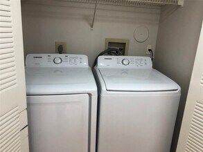 729 NW 92nd Ave, Unit 729 in Plantation, FL - Foto de edificio - Building Photo