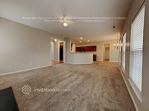 7017 April Mist Trail in Huntersville, NC - Foto de edificio - Building Photo