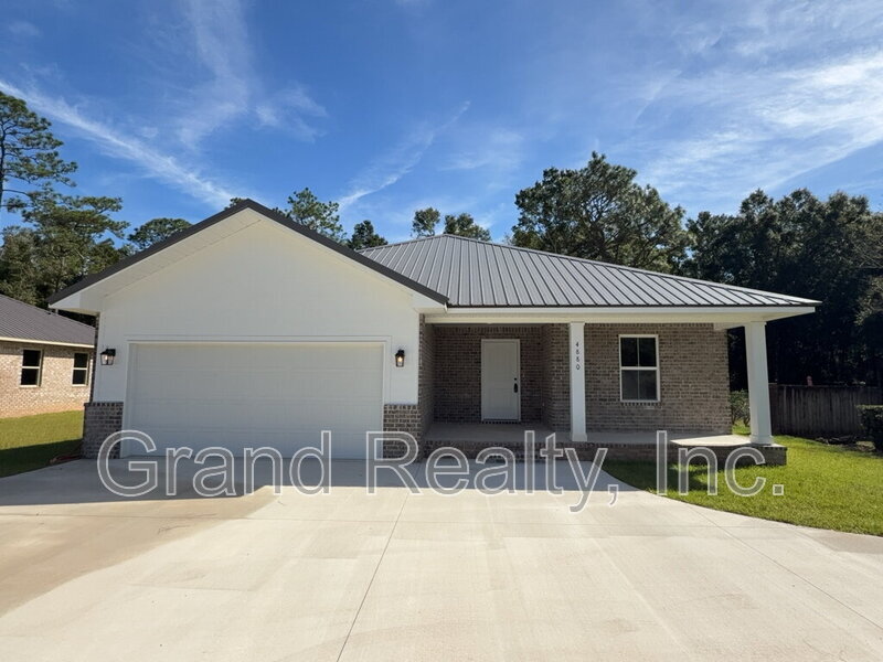 4880 E Spencer Field Rd in Pace, FL - Building Photo
