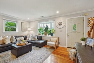 51 Brookhill Ter in Clifton, NJ - Building Photo - Building Photo