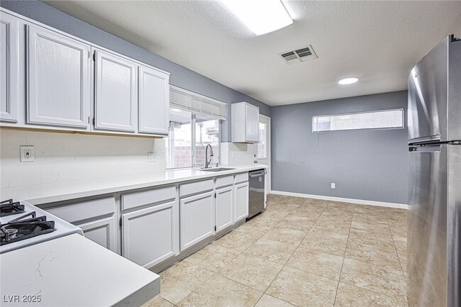 1845 Navajo Lake Way