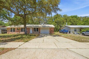 103 22nd St in Niceville, FL - Building Photo