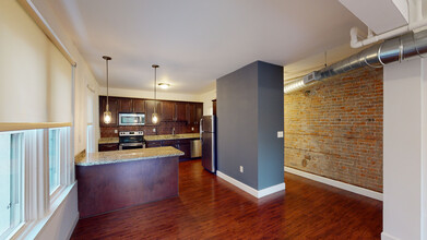 The Fenton Apartments in Buffalo, NY - Building Photo - Building Photo