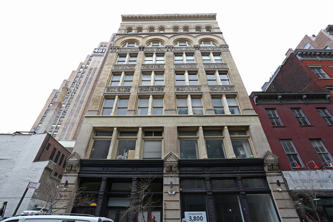 60-62 Lispenard St in New York, NY - Building Photo - Building Photo