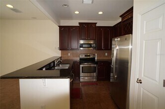 1515 Bowmore Dr in Clearwater, FL - Building Photo - Building Photo