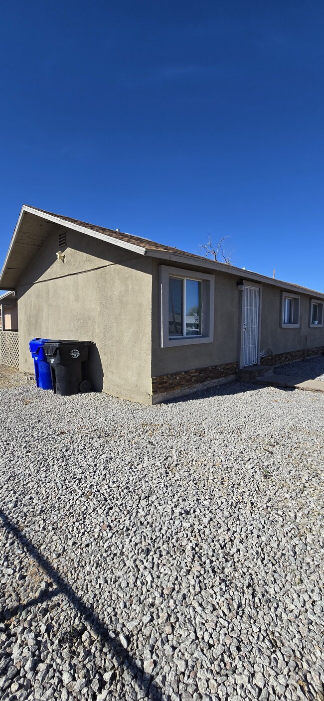 212 S 93rd Ave, Unit 212 in Tolleson, AZ - Foto de edificio - Building Photo