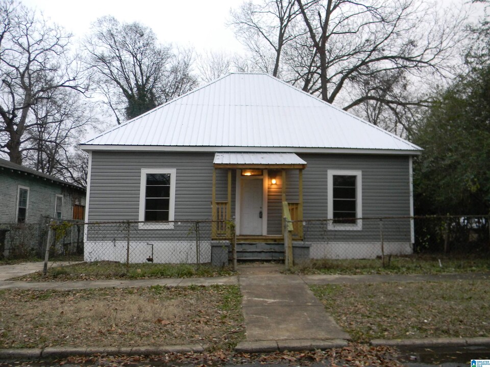 1019 Appalachee St in Birmingham, AL - Building Photo