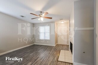 411 Remington Creek Dr in Houston, TX - Building Photo - Building Photo