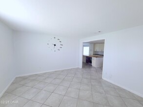 325 Alexander Dr in Lynn Haven, FL - Building Photo - Building Photo