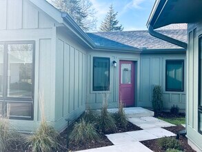702 Union St in Northfield, MN - Building Photo - Building Photo