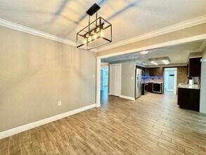 4919 Chariton Ave in Tampa, FL - Building Photo - Building Photo